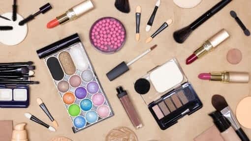 declutter your makeup
